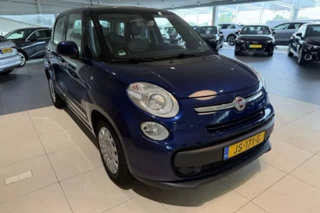 Fiat 500L (2016) thumbnail 2