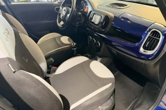 Fiat 500L (2016) thumbnail 3