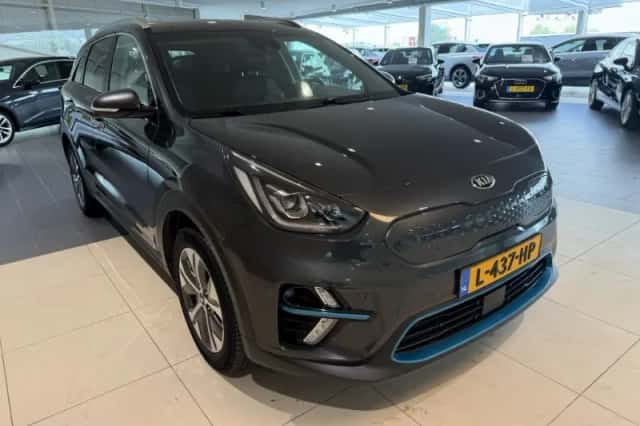 Kia Niro EV (2021) thumbnail 2