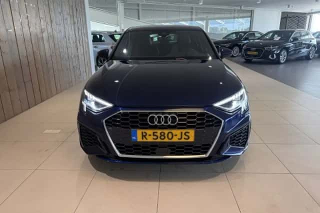 Audi A3 (2022) thumbnail 1