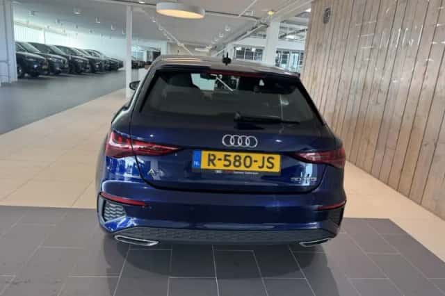 Audi A3 (2022) thumbnail 4