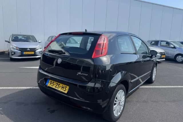 Fiat Grande Punto (2008) thumbnail 4