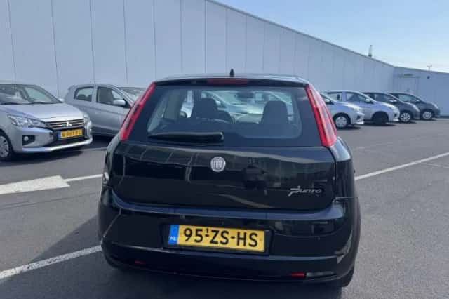 Fiat Grande Punto (2008) thumbnail 5