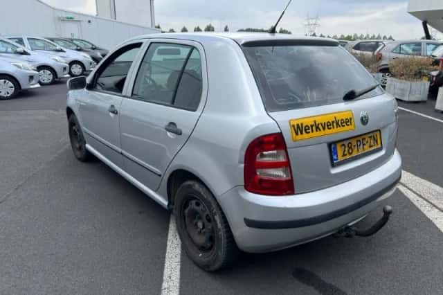 Škoda Fabia (2004) thumbnail 3
