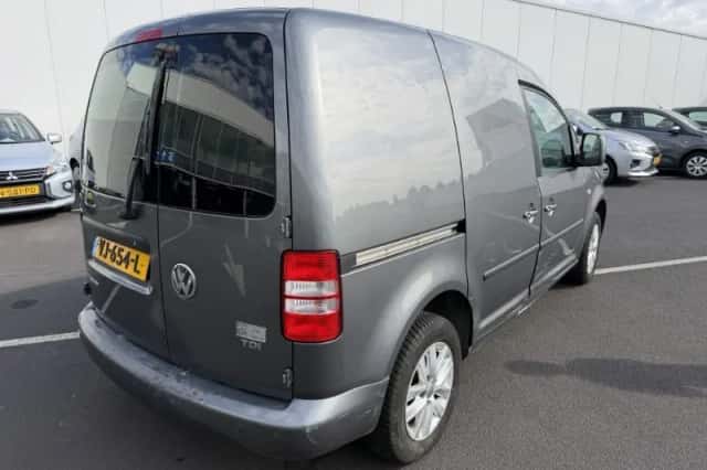 Volkswagen Caddy (2014) thumbnail 4