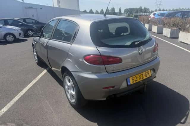 Alfa Romeo 147 (2007) thumbnail 6
