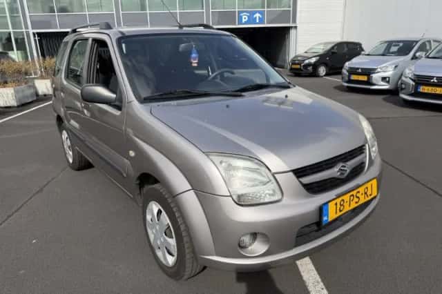 Suzuki Ignis (2004) thumbnail 2
