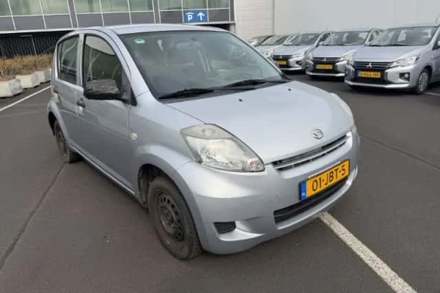 Daihatsu Sirion (2009) thumbnail 2