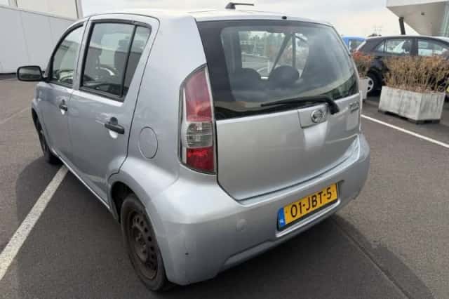 Daihatsu Sirion (2009) thumbnail 5