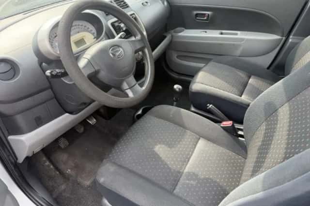 Daihatsu Sirion (2009) thumbnail 6