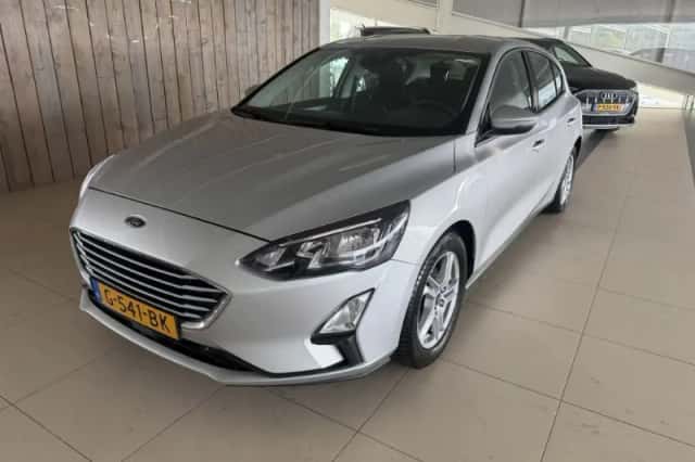Ford Focus (2019) thumbnail 1