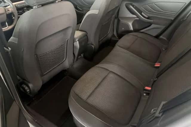 Ford Focus (2019) thumbnail 6
