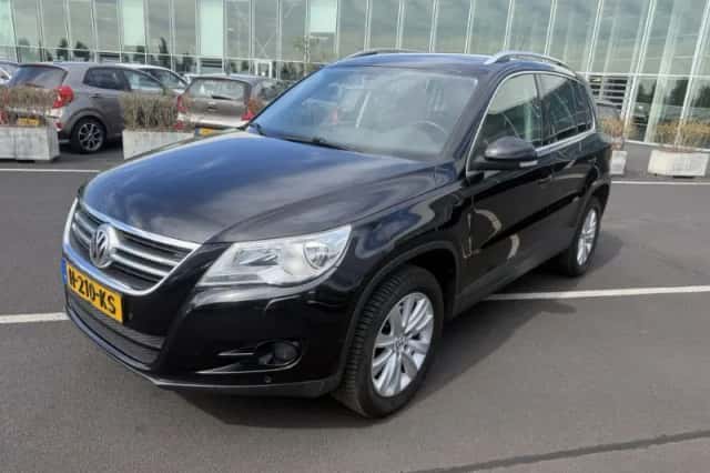 Volkswagen Tiguan (2009) thumbnail 1