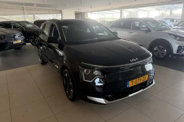 Kia Niro EV (2023) thumbnail 2
