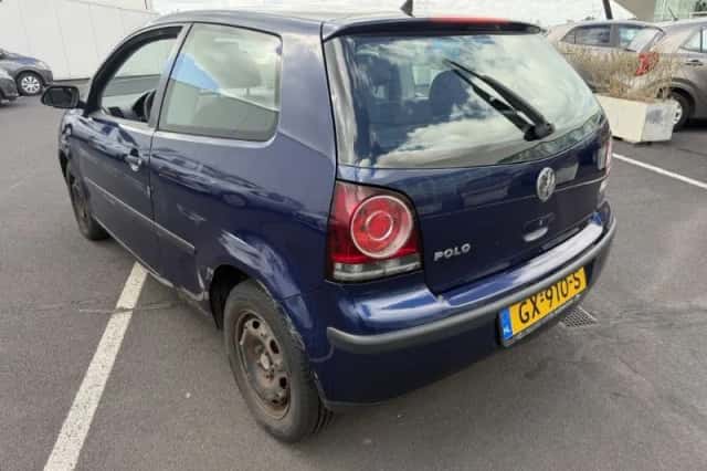 Volkswagen Polo (2006) thumbnail 5