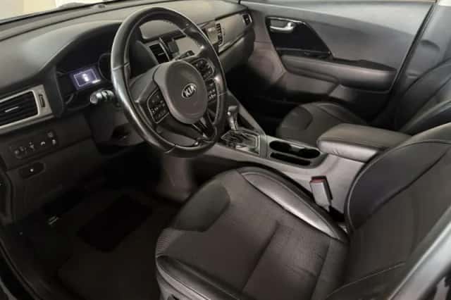 Kia Niro (2019) thumbnail 6