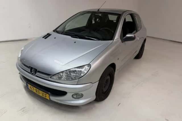 Peugeot 206 (2005) thumbnail 1