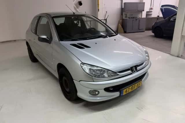 Peugeot 206 (2005) thumbnail 2