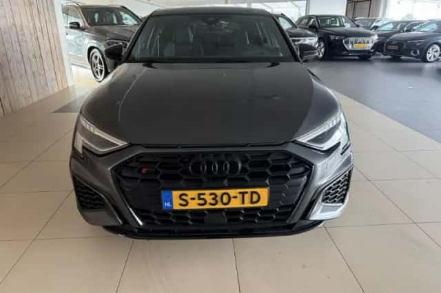 Audi S3 (2022) thumbnail 2