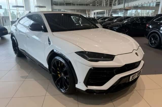 Lamborghini Urus (2021) thumbnail 2