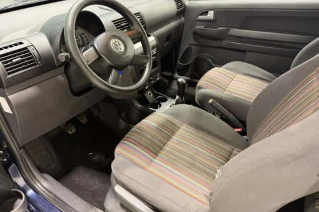 Volkswagen Fox (2005) thumbnail 6