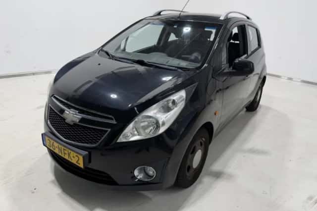 Chevrolet Spark (2010) thumbnail 1