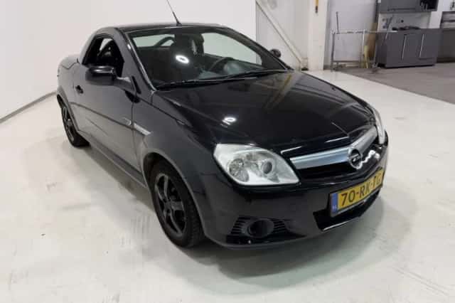 Opel Tigra (2005) thumbnail 2