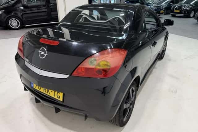 Opel Tigra (2005) thumbnail 4