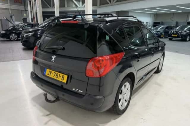Peugeot 207 (2008) thumbnail 4