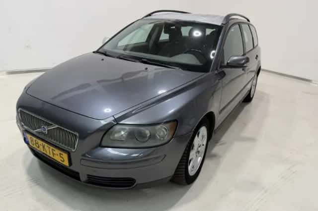 Volvo V50 (2004) thumbnail 1