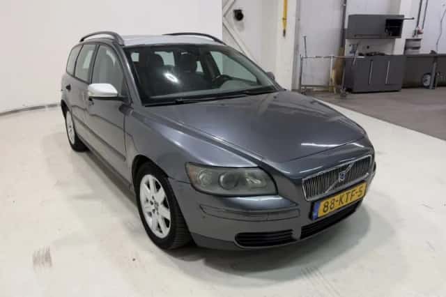 Volvo V50 (2004) thumbnail 2