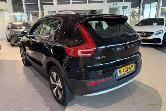 Volvo XC40 (2022) thumbnail 6
