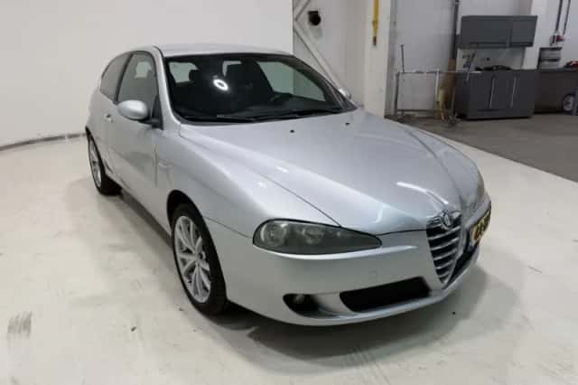 Alfa Romeo 147 (2007) thumbnail 1