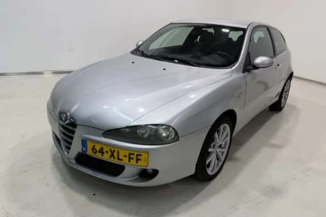 Alfa Romeo 147 (2007) thumbnail 2