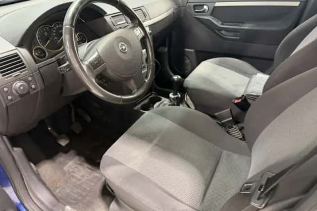 Opel Meriva (2003) thumbnail 6