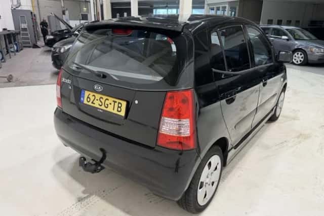 Kia Picanto (2006) thumbnail 4