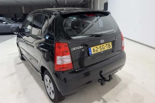 Kia Picanto (2006) thumbnail 5