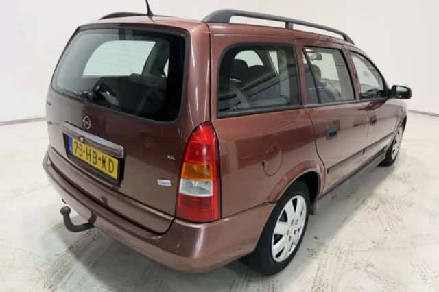 Opel Astra (2001) thumbnail 5