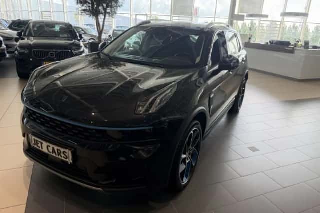 Lynk & Co 01 (2022) thumbnail 1