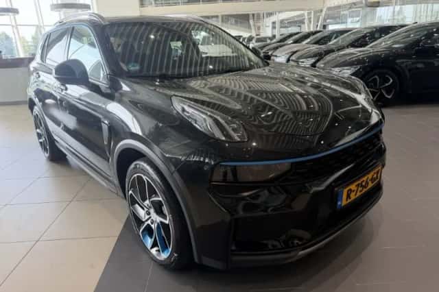 Lynk & Co 01 (2022) thumbnail 1