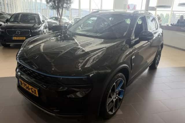 Lynk & Co 01 (2022) thumbnail 2