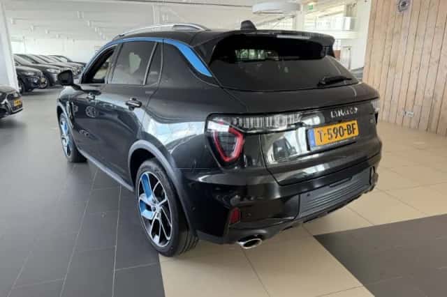 Lynk & Co 01 (2023) thumbnail 5