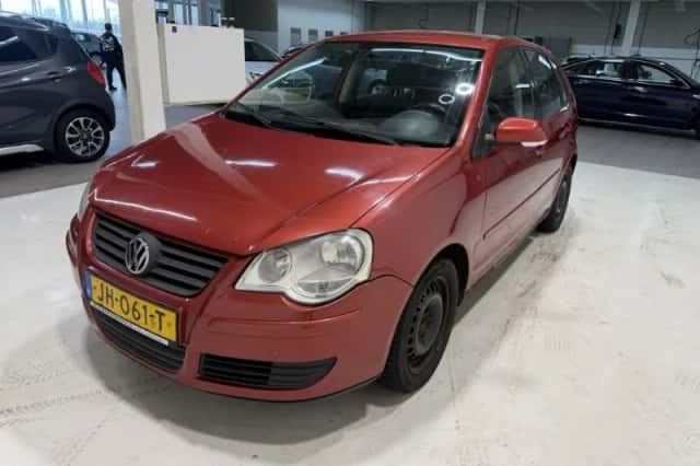 Volkswagen Polo (2005) thumbnail 1