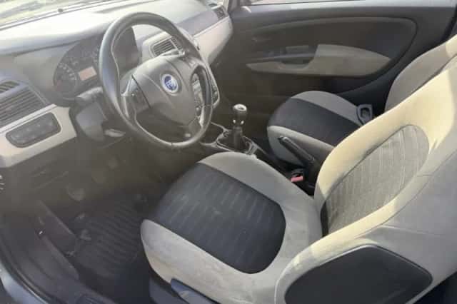 Fiat Grande Punto (2006) thumbnail 6