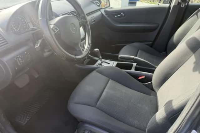 Mercedes-Benz A-Klasse (2010) thumbnail 6