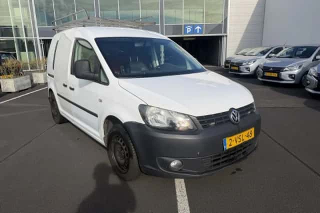 Volkswagen Caddy (2012) thumbnail 2