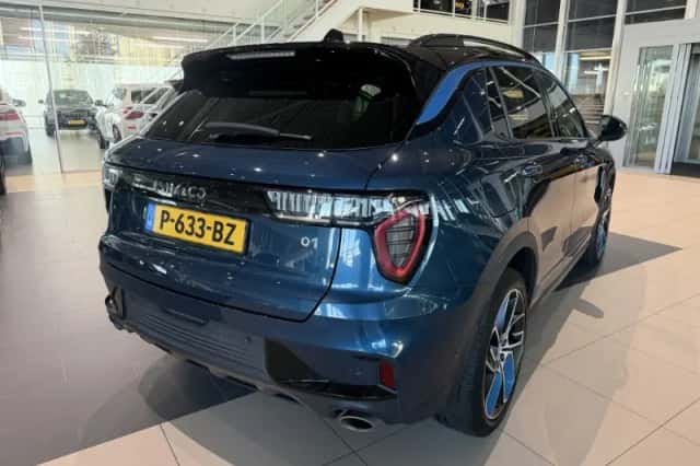 Lynk & Co 01 (2022) thumbnail 3