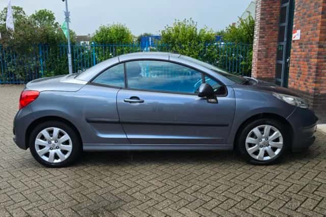 Peugeot 207 (2009) thumbnail 3