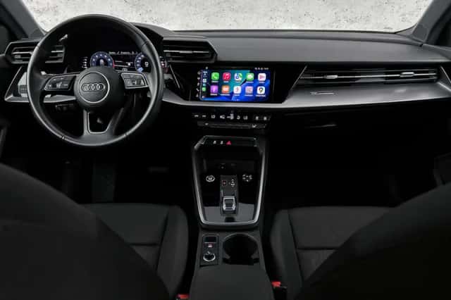 Audi A3 (2023) thumbnail 2