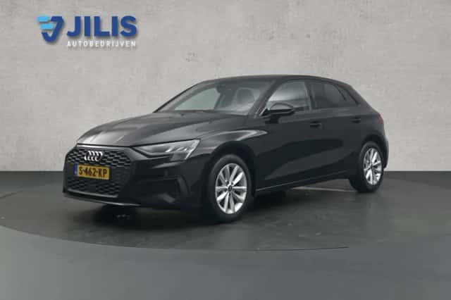 Audi A3 (2023) thumbnail 5